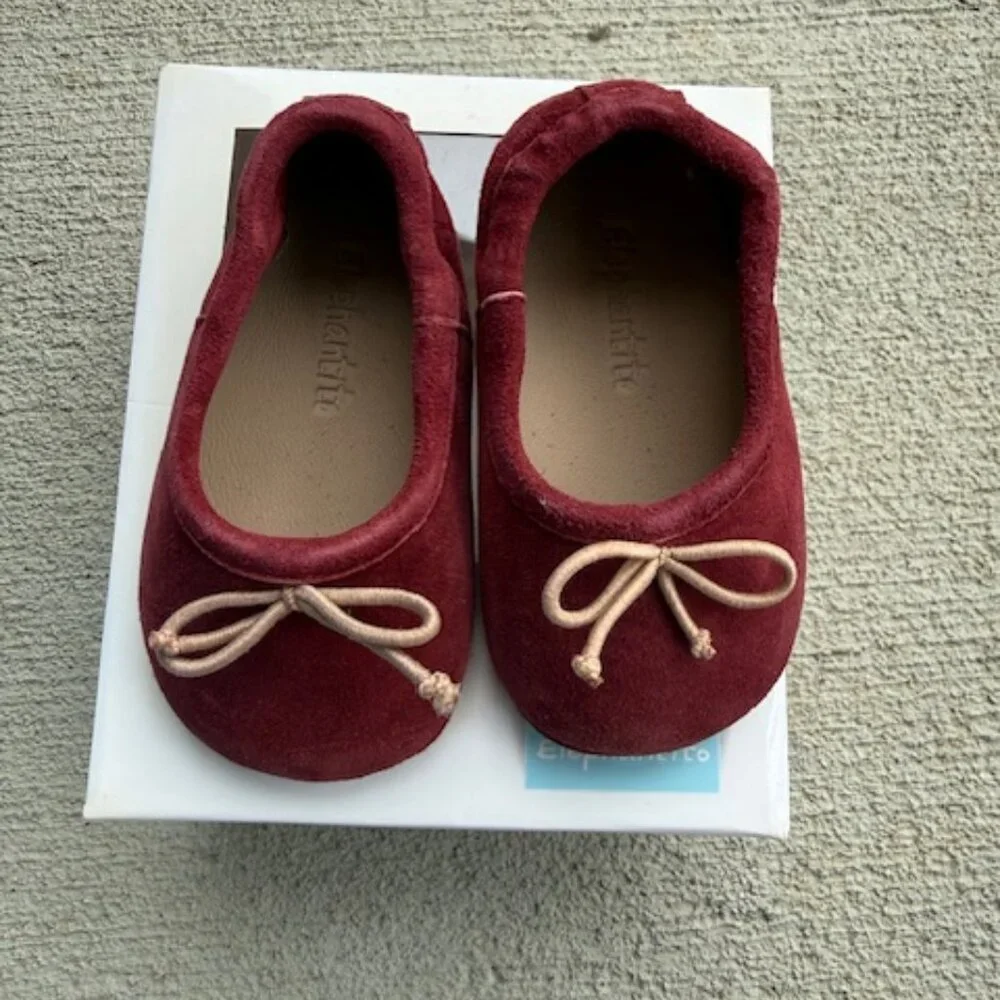 elephantito ali flats new in box